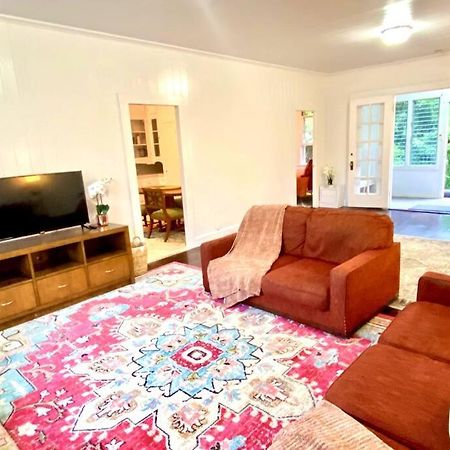 Your Hilo Homebase - Lovely 3 Bedroom In Heart Of Hilo With Ac! Buitenkant foto