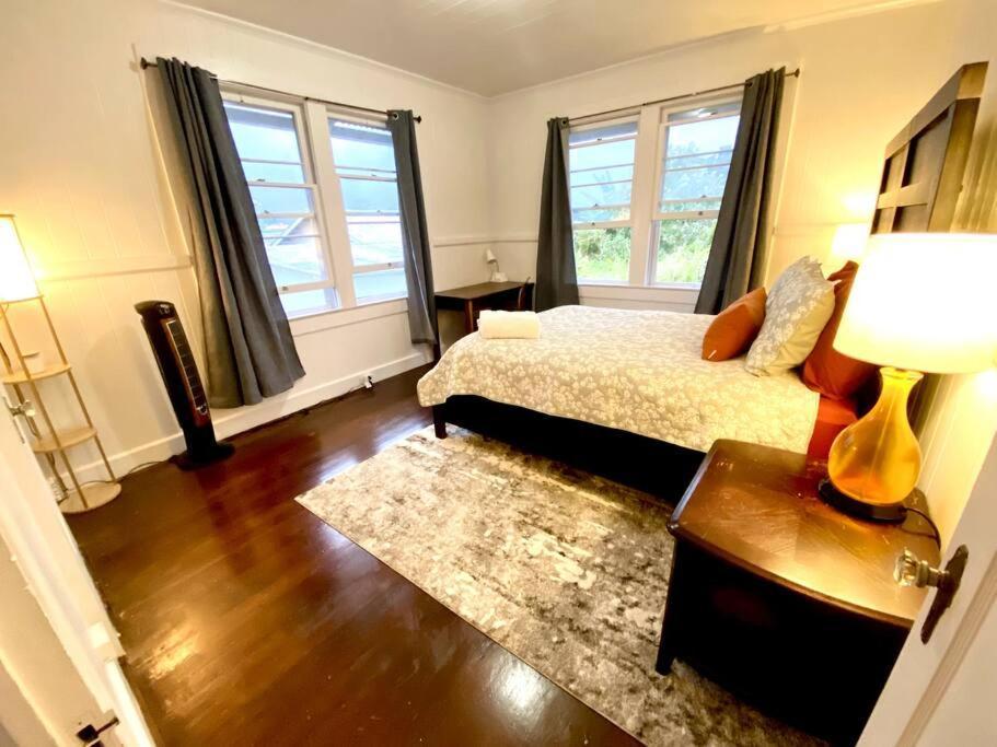 Your Hilo Homebase - Lovely 3 Bedroom In Heart Of Hilo With Ac! Buitenkant foto