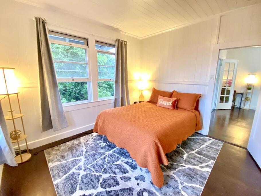 Your Hilo Homebase - Lovely 3 Bedroom In Heart Of Hilo With Ac! Buitenkant foto
