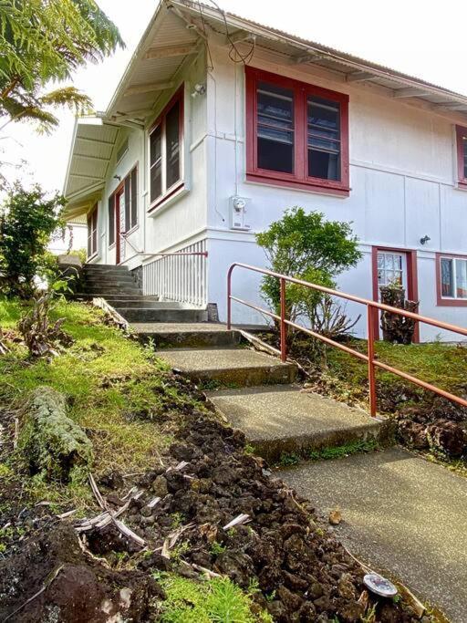 Your Hilo Homebase - Lovely 3 Bedroom In Heart Of Hilo With Ac! Buitenkant foto